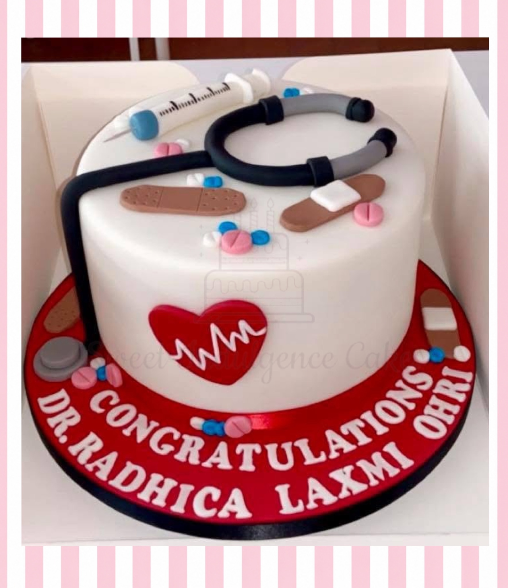 Graduation example 6 by Sweet Indulgence Cakes
